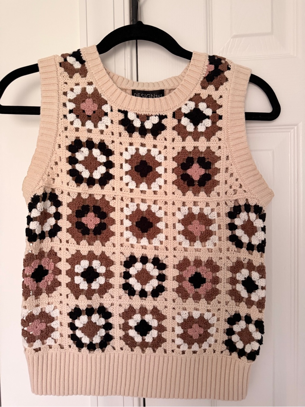 Women's Cream Crochet Knit Vest with Brown Accent - size XS
